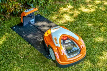 stihl rmi 422 plæneklipper med ladestation