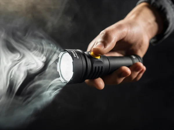 Armytek Prime C2 Pro Max lommelygte størrelse