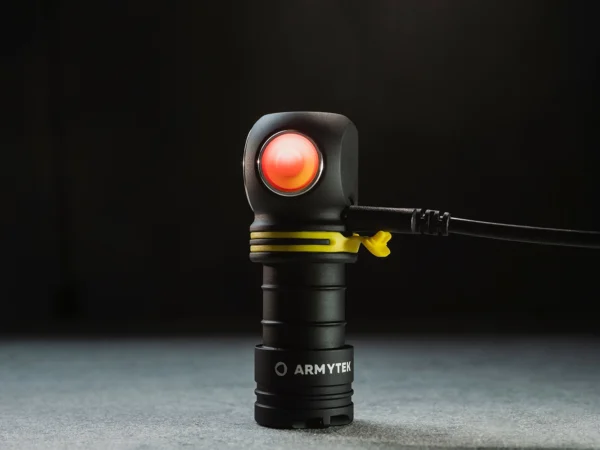 armytek elf c1 detalje 2